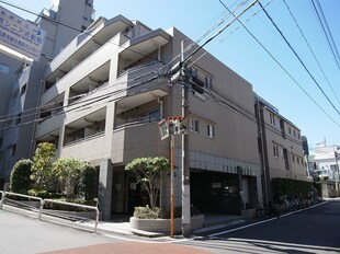ラグジュアリーアパートメント西新宿の物件外観写真